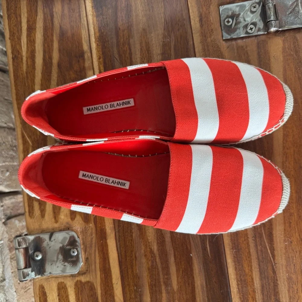 Manolo Blahnik Red and White Striped Espadrilles 38 (US 8)